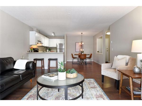 10211 Cedar Lake Road, Unit 109, Hopkins, MN 55305