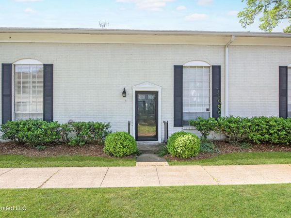5025 Wayneland Drive, Jackson, MS 39211