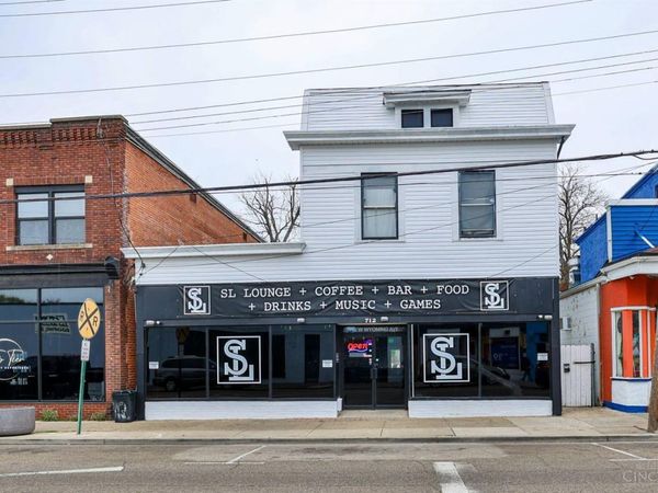 712 W Wyoming Avenue, Lockland, OH 45215