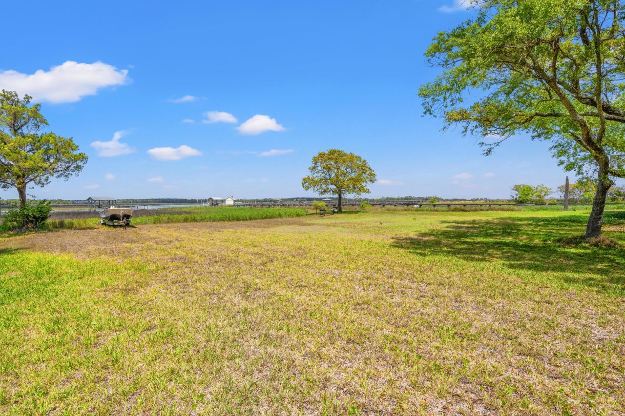 1212 Tabby Drive Photo 4