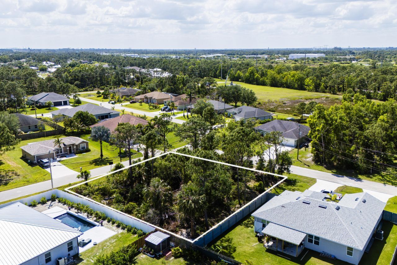 5489 NW Brent Court, Port Saint Lucie, FL 34986 Photo