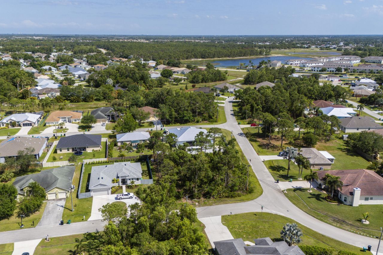 5489 NW Brent Court, Port Saint Lucie, FL 34986 Photo