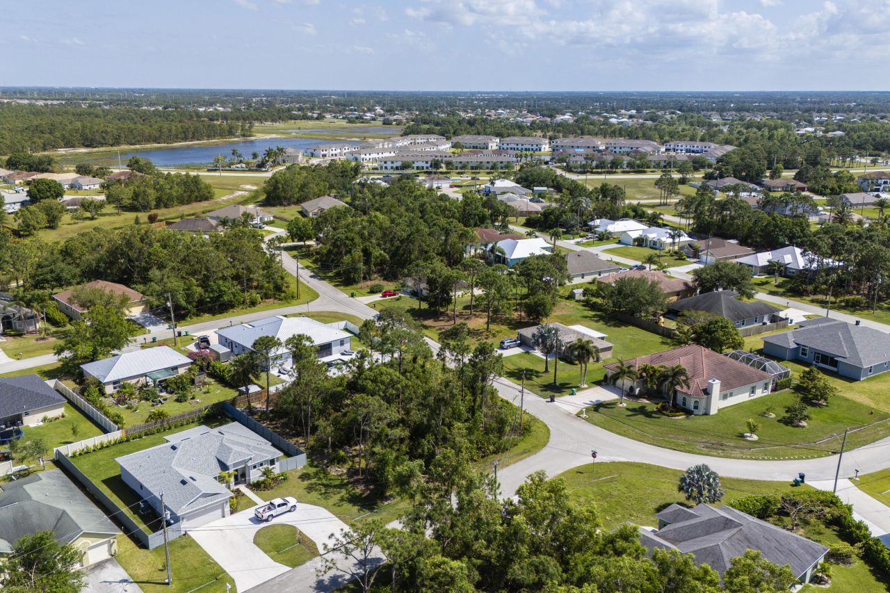 5489 NW Brent Court, Port Saint Lucie, FL 34986 Photo