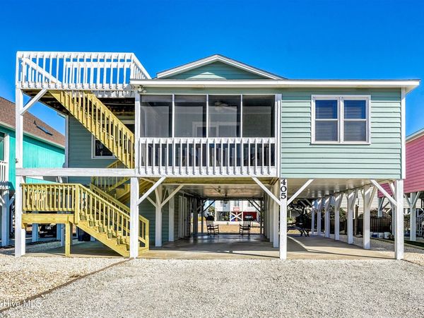 405 5th Street SW, Sunset Beach, NC 28468