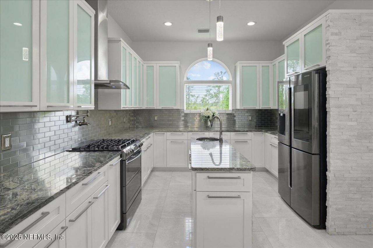 9835 SW 80th Place, Hampton, FL 32044 Photo