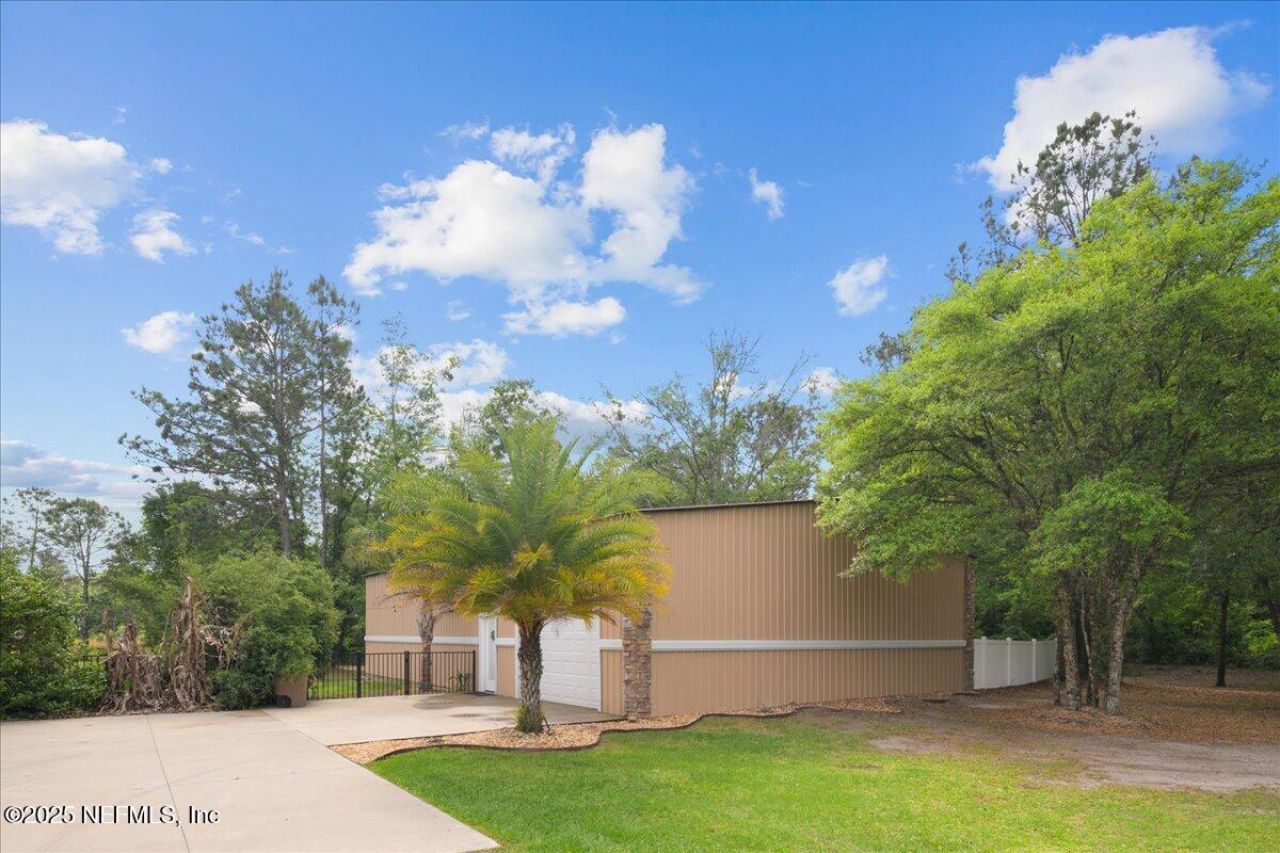 9835 SW 80th Place, Hampton, FL 32044 Photo