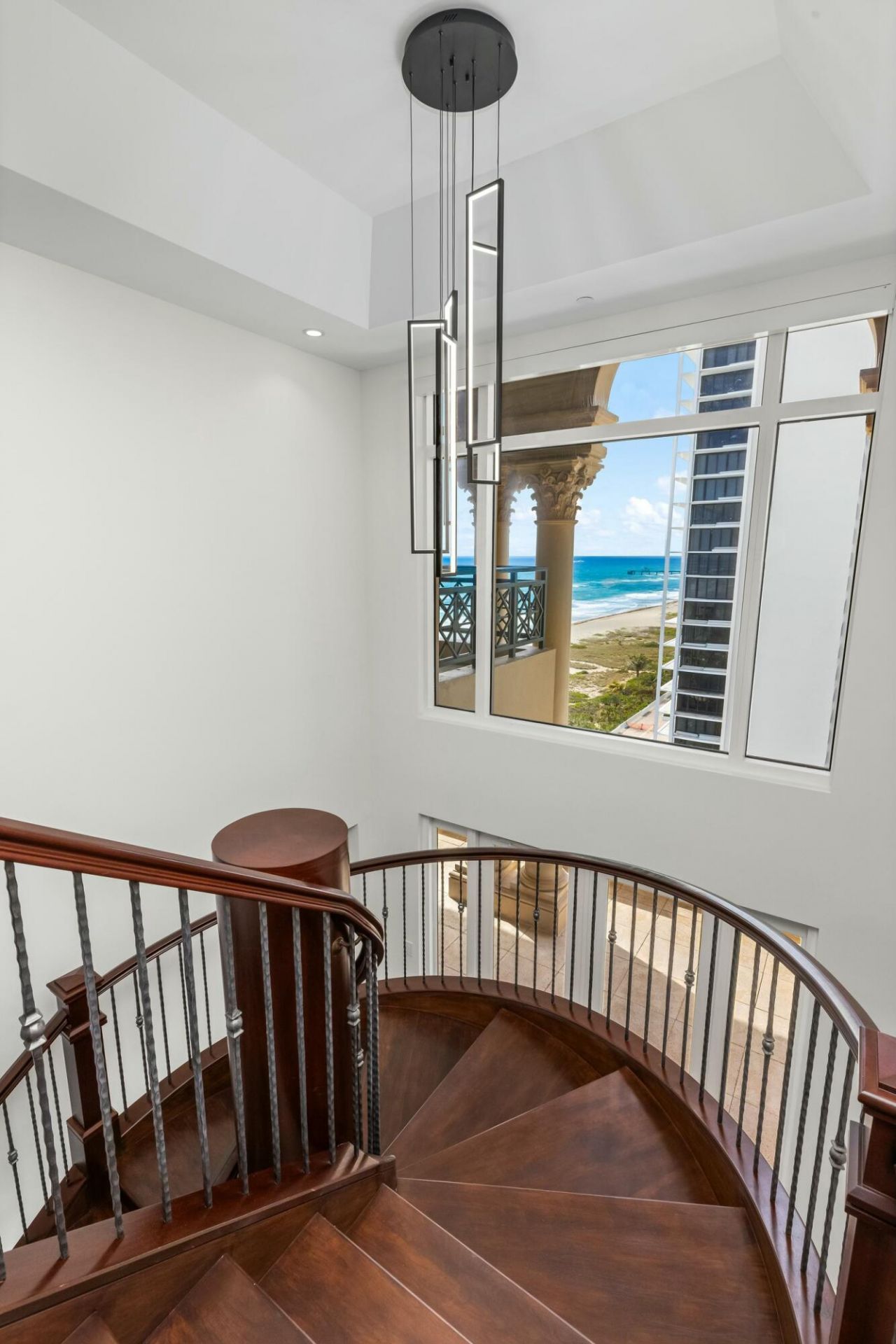 2500 S Ocean Boulevard, Unit 903, Boca Raton, FL 33432 Photo