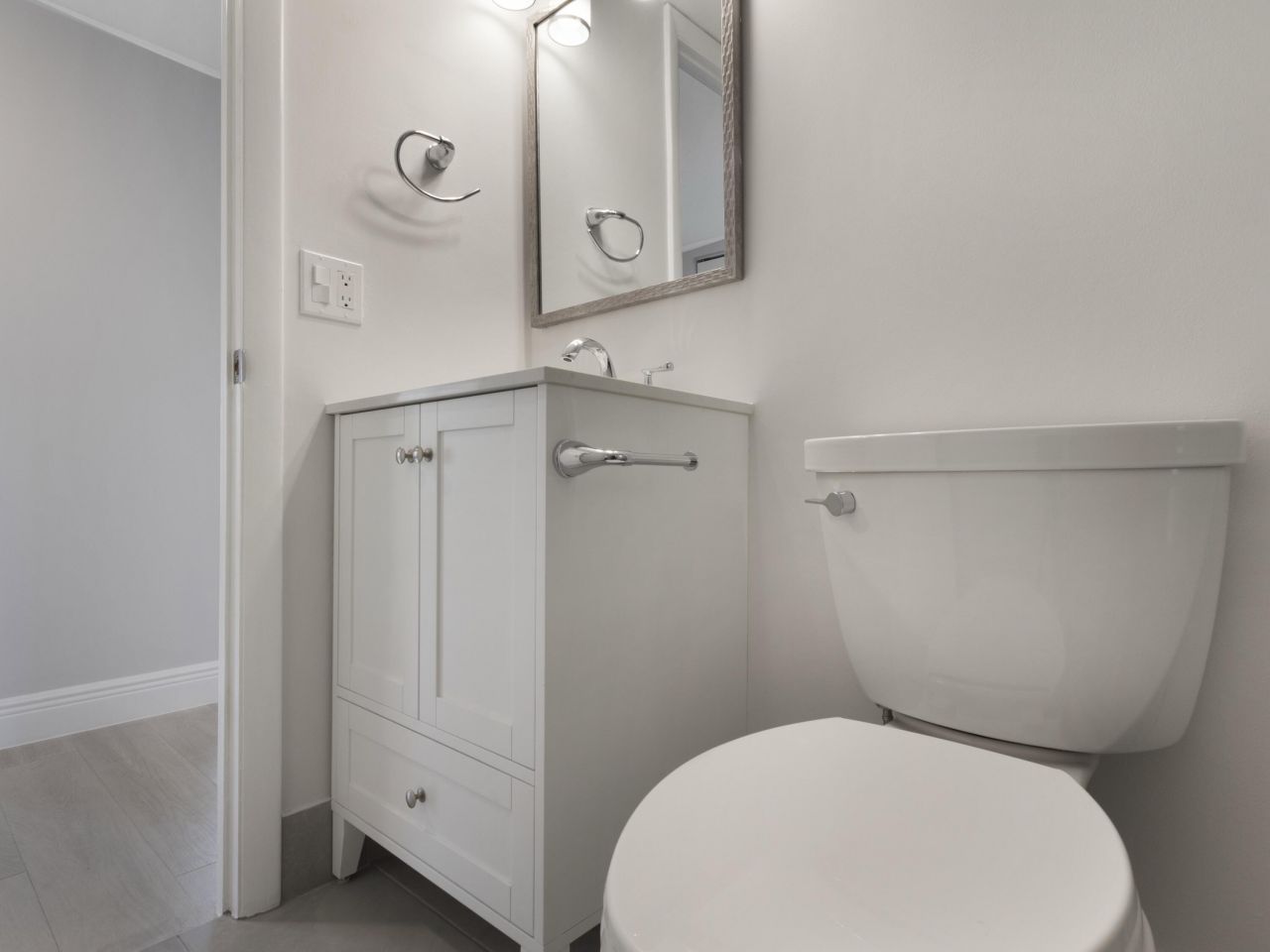 12003 Poinciana Boulevard, Unit 103, Royal Palm Beach, FL 33411 Photo