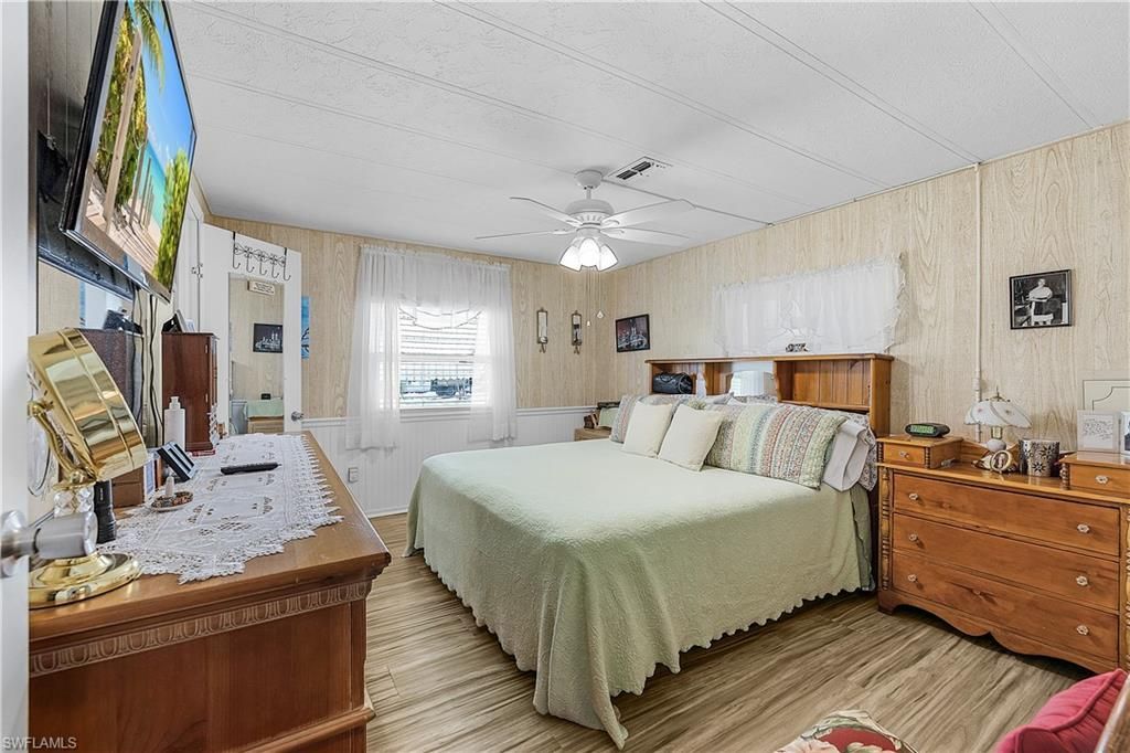 4931 Gulfgate Ln, Saint James City, FL 33956 Photo