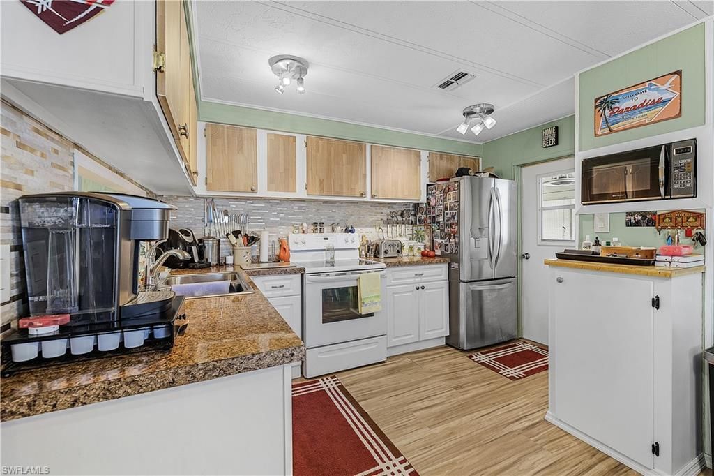 4931 Gulfgate Ln, Saint James City, FL 33956 Photo