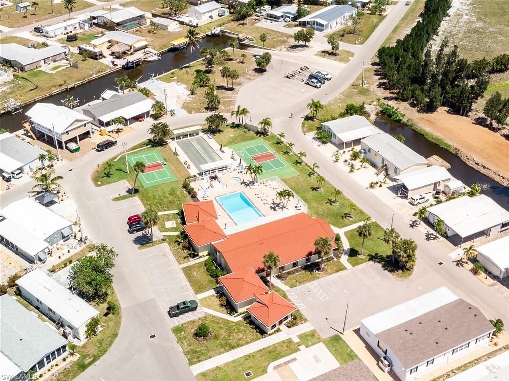 4931 Gulfgate Ln, Saint James City, FL 33956 Photo