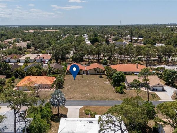 11207 San Sebastian LN, BONITA SPRINGS, FL 34135