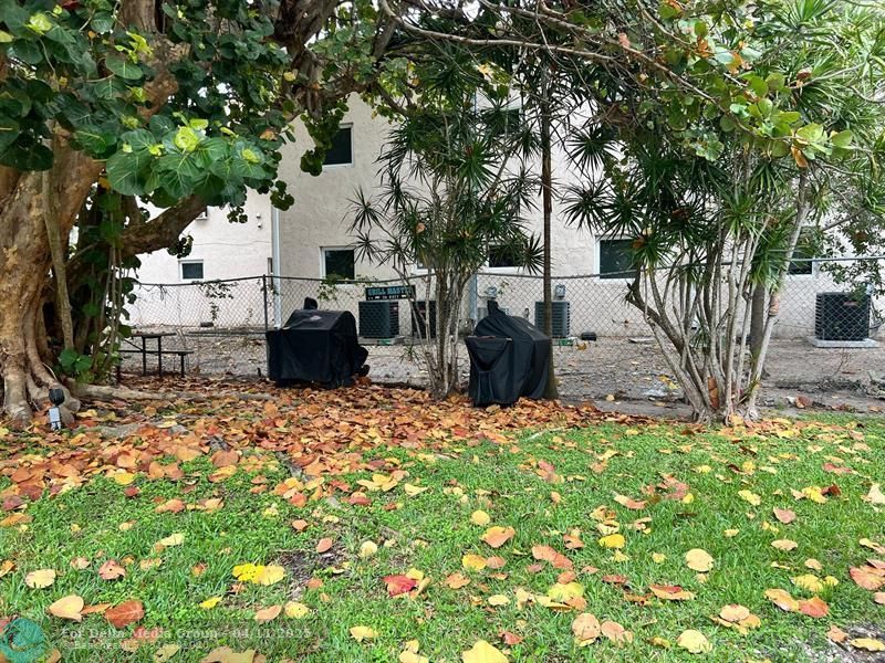 751 Pine Dr, Unit 101, Pompano Beach, FL 33060 Photo