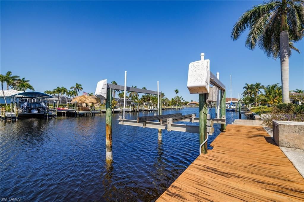 1709 SE 44th St, Cape Coral, FL 33904 Photo