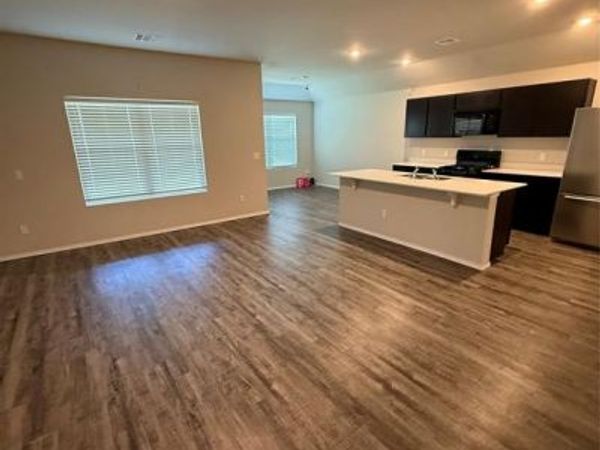 1009 NE 3rd Street, Perkins, OK 74059