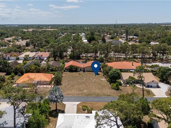 11195 San Sebastian LN, BONITA SPRINGS, FL 34135