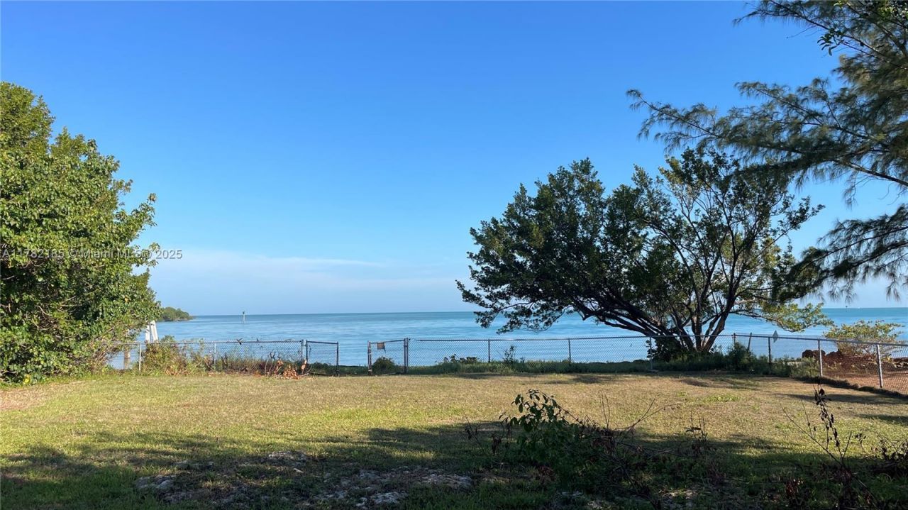 14 125th Street Gulf, Marathon, FL 33050 Photo