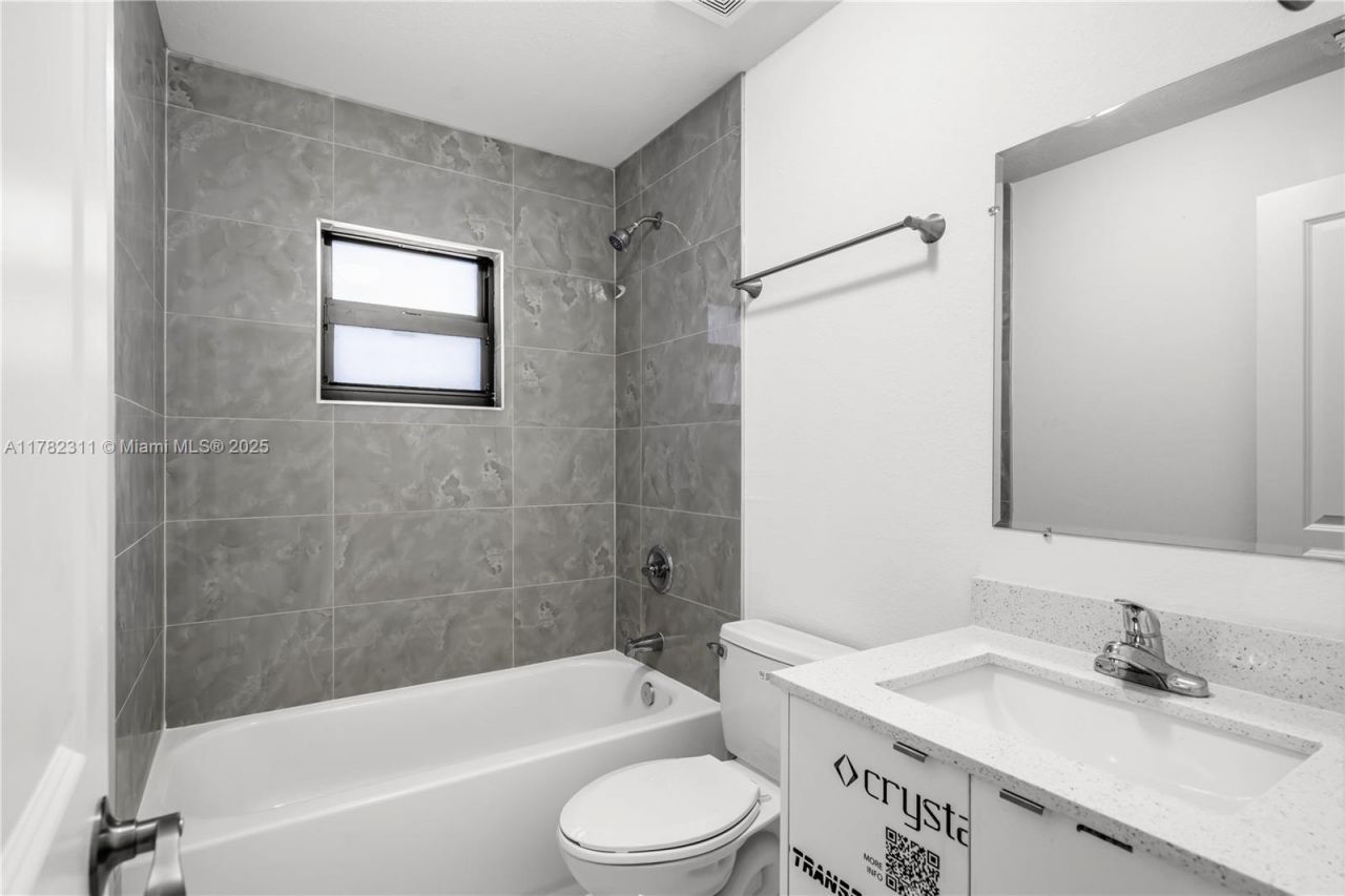 1231-1233 NW 9 Ave, Florida City, FL 33034 Photo
