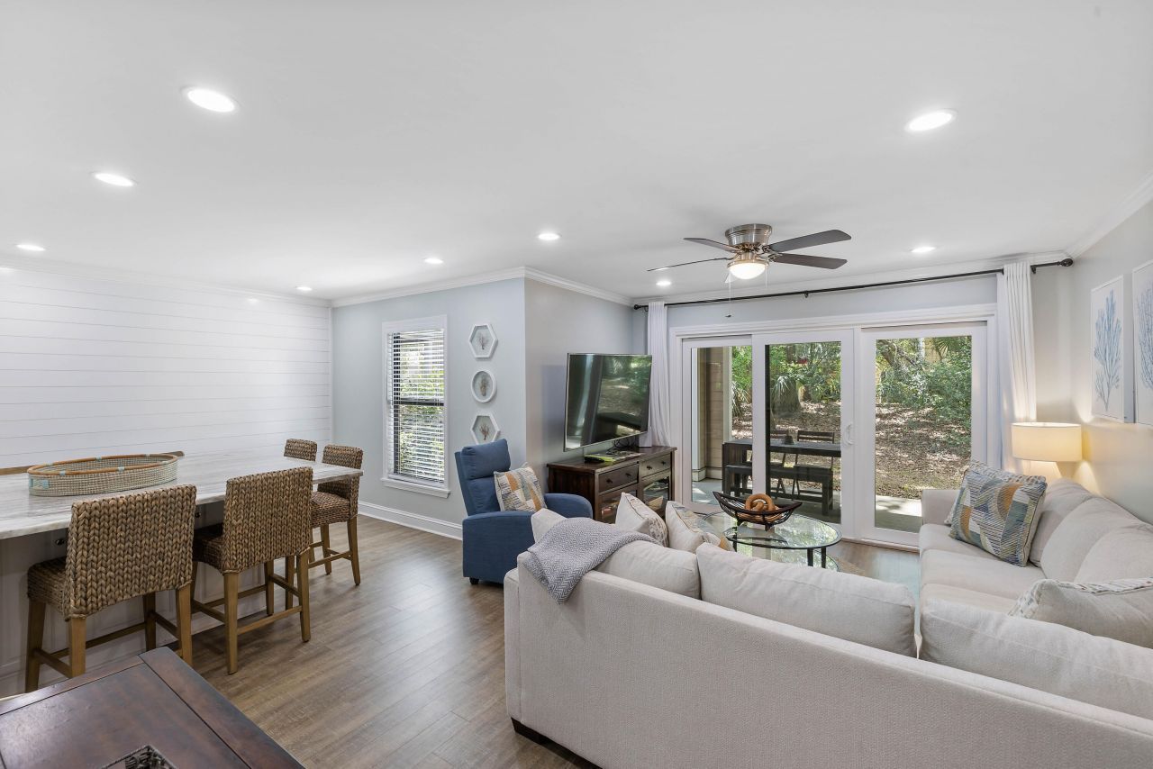 108 High Hammock Villas Drive Photo 4