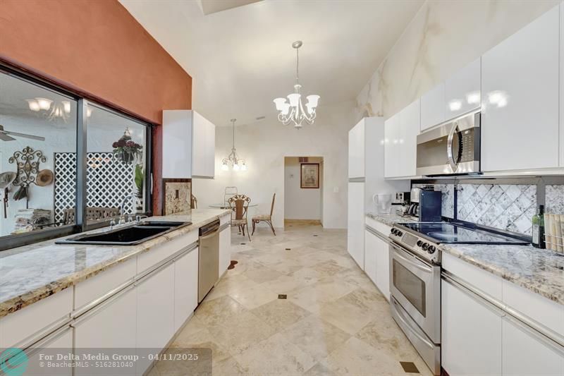 5355 NW 77th Ter, Coral Springs, FL 33067 Photo