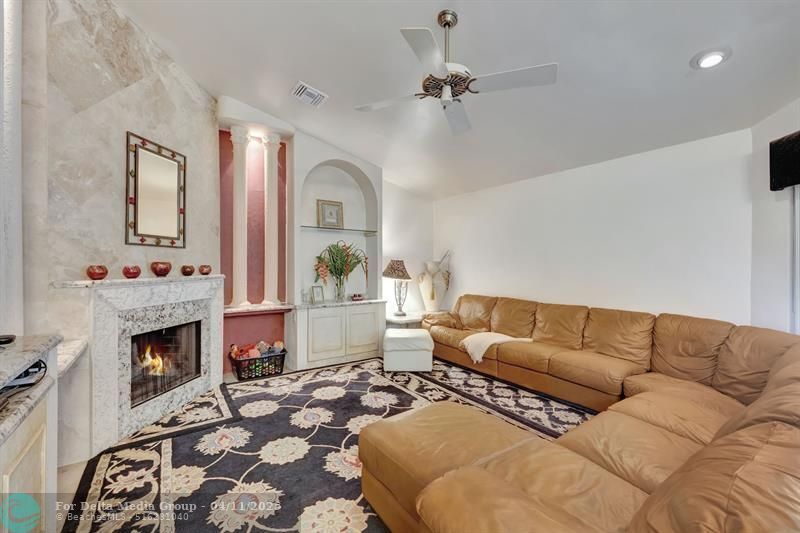 5355 NW 77th Ter, Coral Springs, FL 33067 Photo