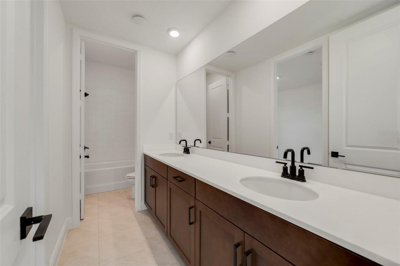 3057 Water Clover Court, Apopka, FL 32712 Photo