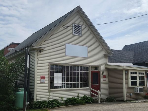 23 Seavey Street, Conway, NH 03860