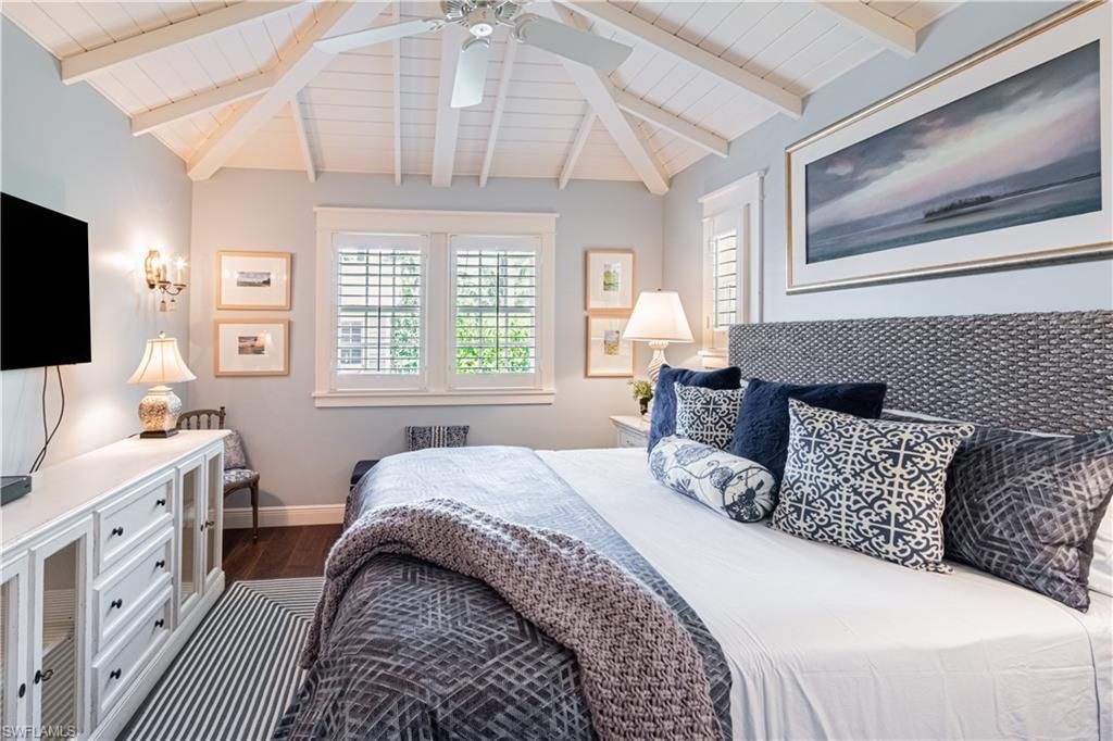 287 11th Ave S, Naples, FL 34102 Photo