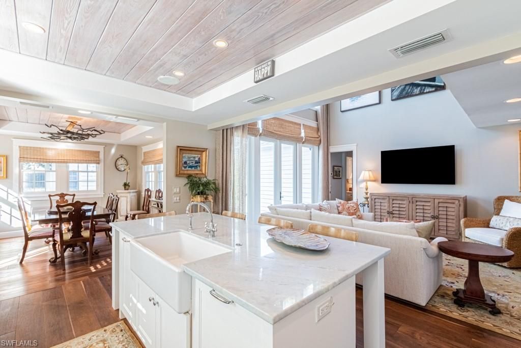 287 11th Ave S, Naples, FL 34102 Photo