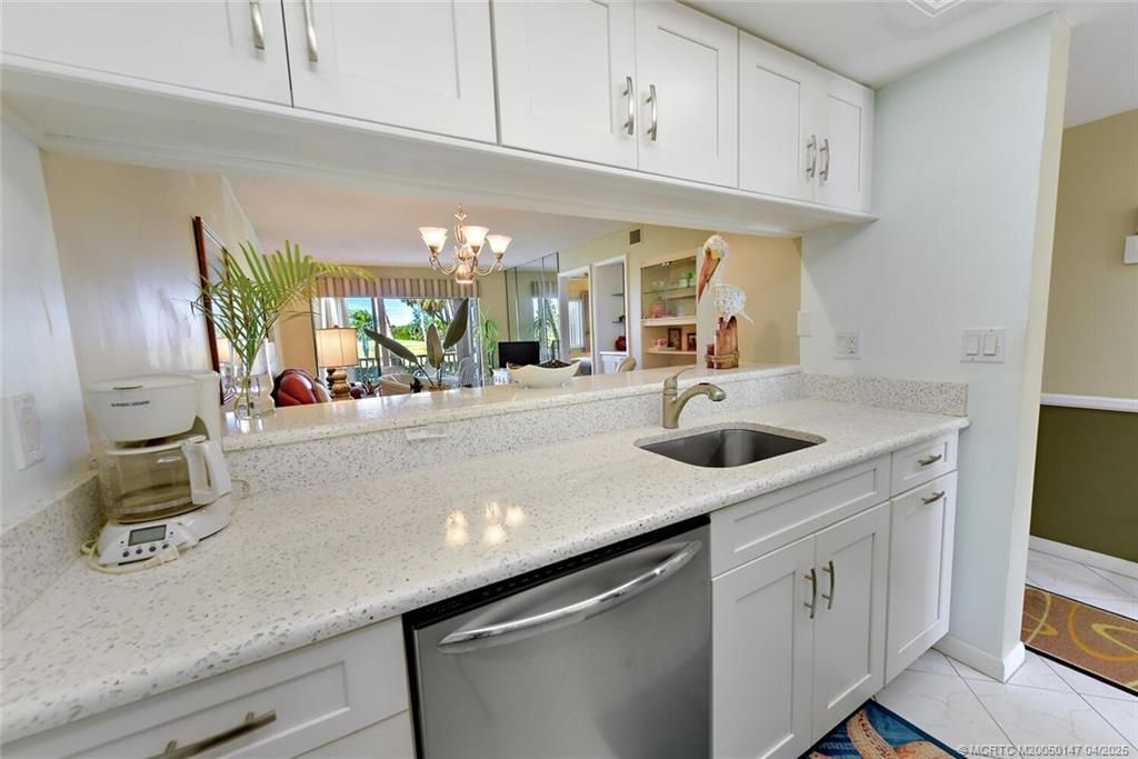 5811 NE Gulfstream Way, Unit 4002, Stuart, FL 34996 Photo