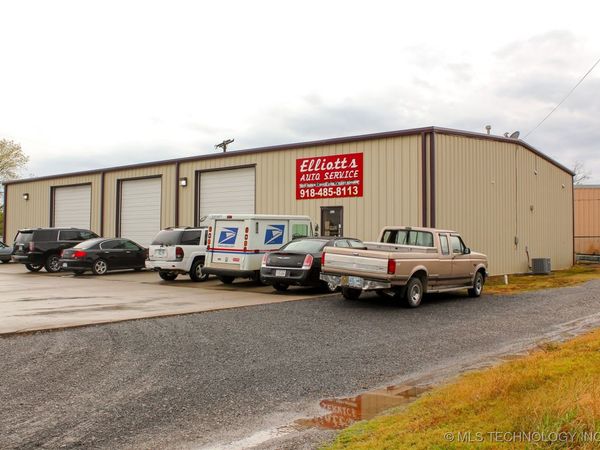 912 SW 15th Street, Wagoner, OK 74467