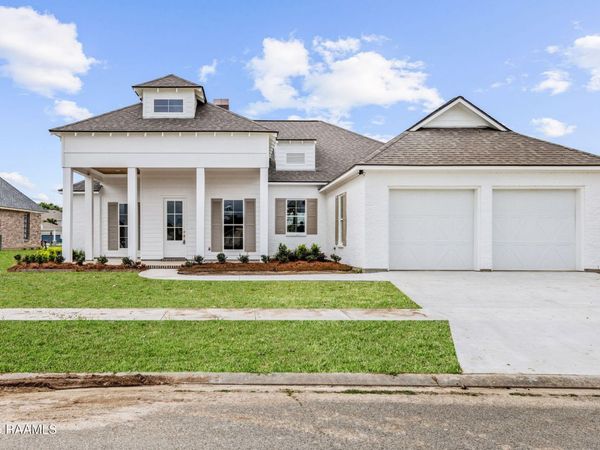305 Crooked Stick Lane, Lafayette, LA 70506