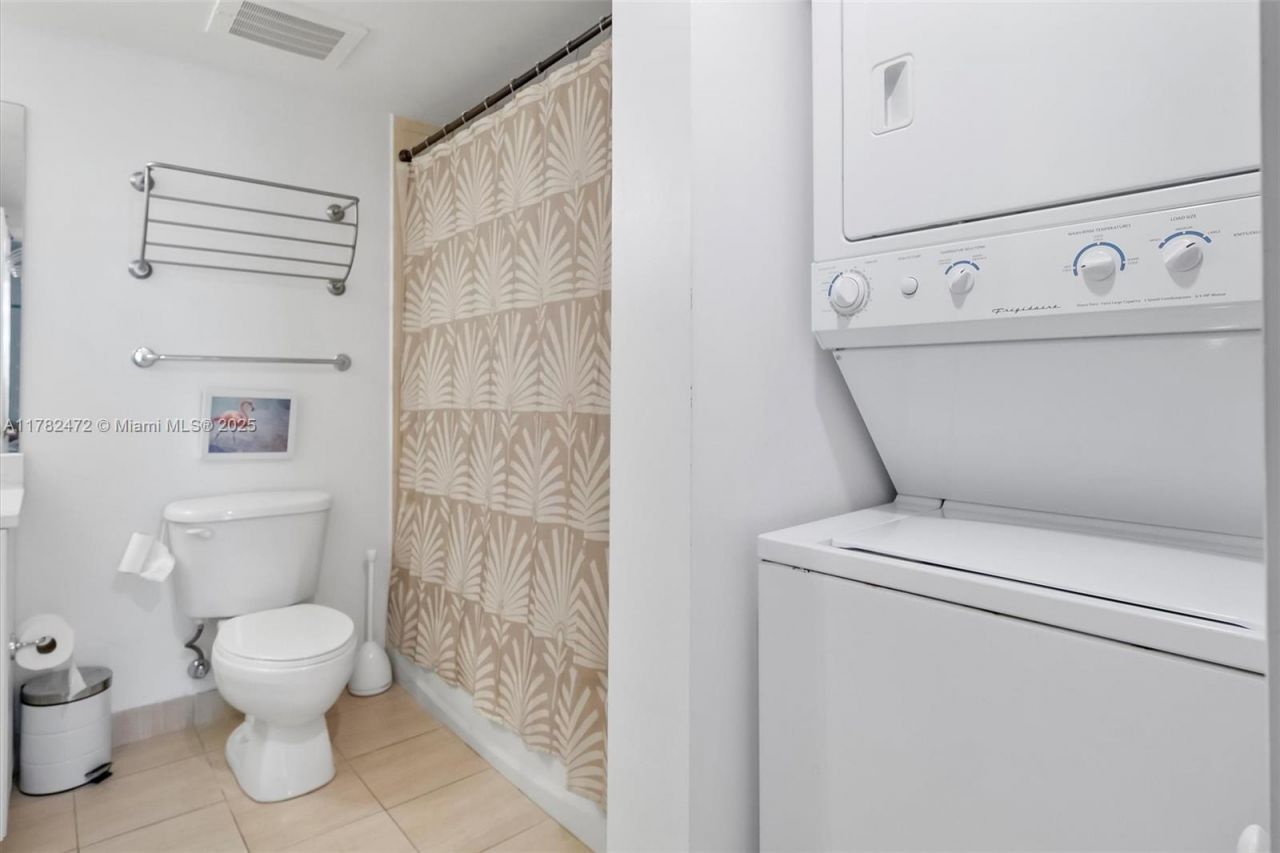 1750 N Bayshore Dr, Unit 3106, Miami, FL 33132 Photo