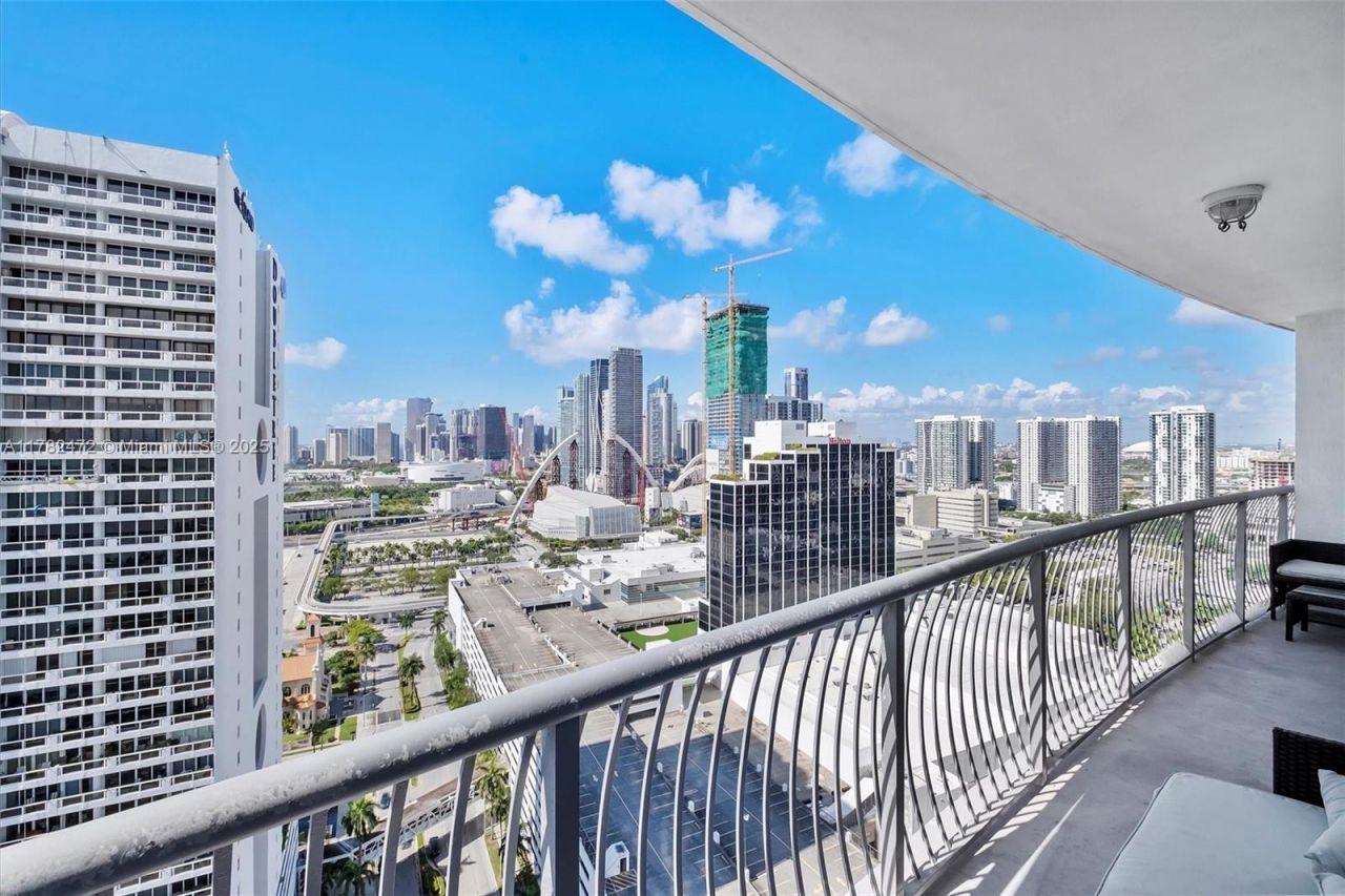 1750 N Bayshore Dr, Unit 3106, Miami, FL 33132 Photo