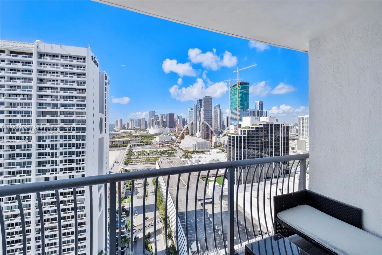 1750 N Bayshore Dr, Unit 3106, Miami, FL 33132 Photo