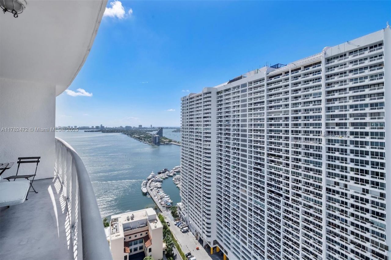 1750 N Bayshore Dr, Unit 3106, Miami, FL 33132 Photo