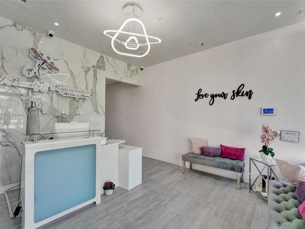 1637 N Hiatus, Pembroke Pines, FL 33026