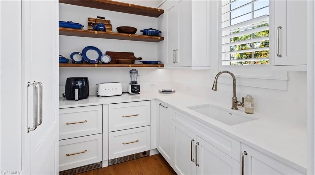 844 8th St S, Naples, FL 34102 Photo