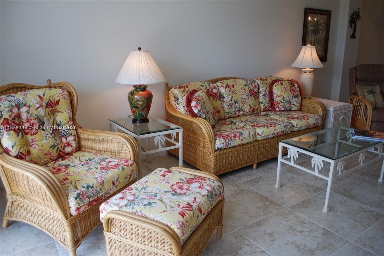 125 Ocean Ave, Unit 214, Palm Beach Shores, FL 33404 Photo