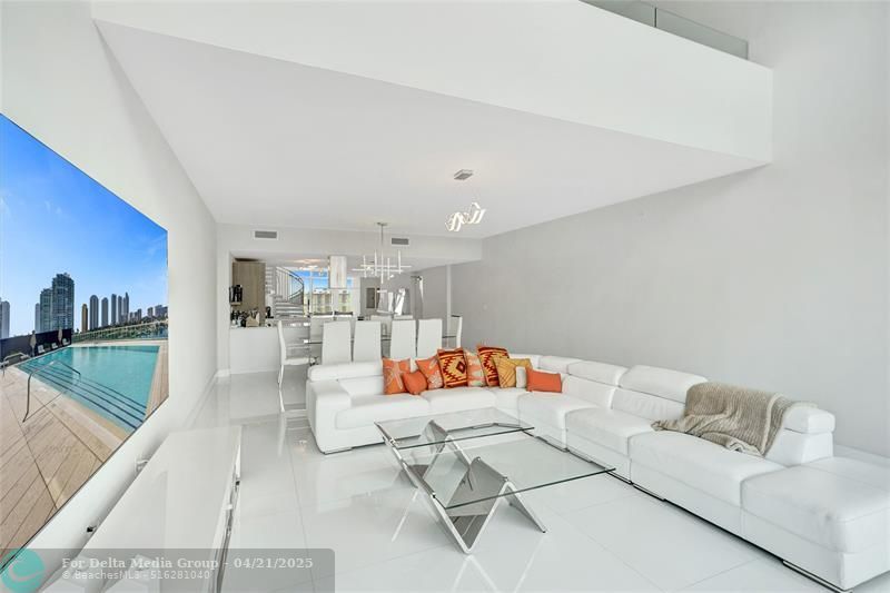 400 Sunny Isles Boulevard, Unit 2005, Sunny Isles Beach, FL 33160 Photo