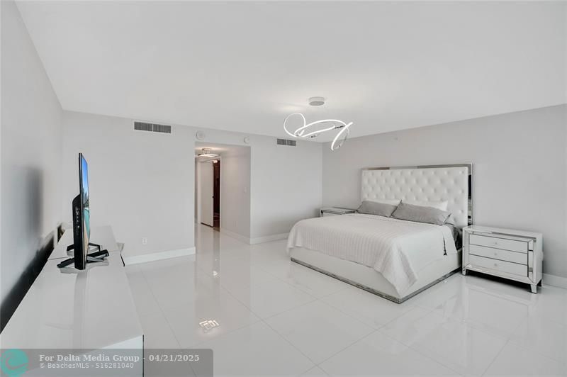 400 Sunny Isles Boulevard, Unit 2005, Sunny Isles Beach, FL 33160 Photo
