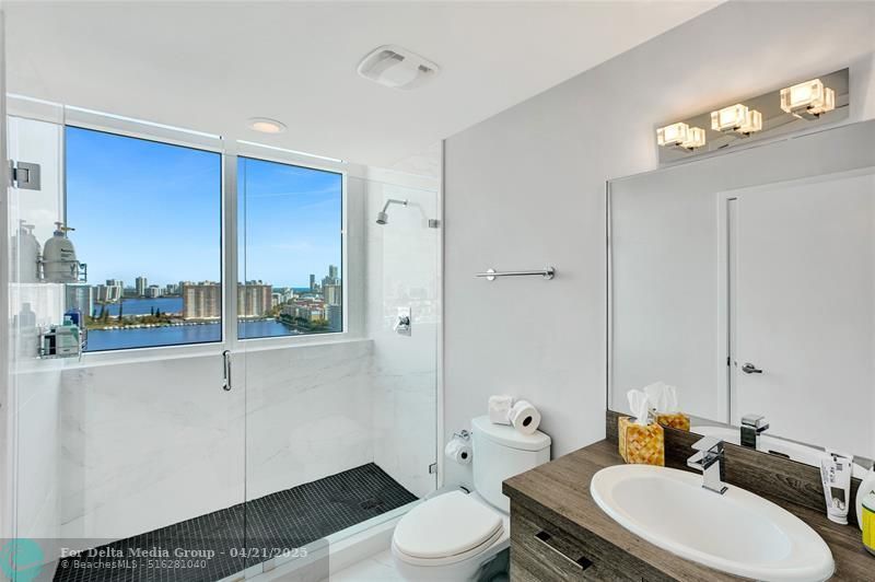 400 Sunny Isles Boulevard, Unit 2005, Sunny Isles Beach, FL 33160 Photo