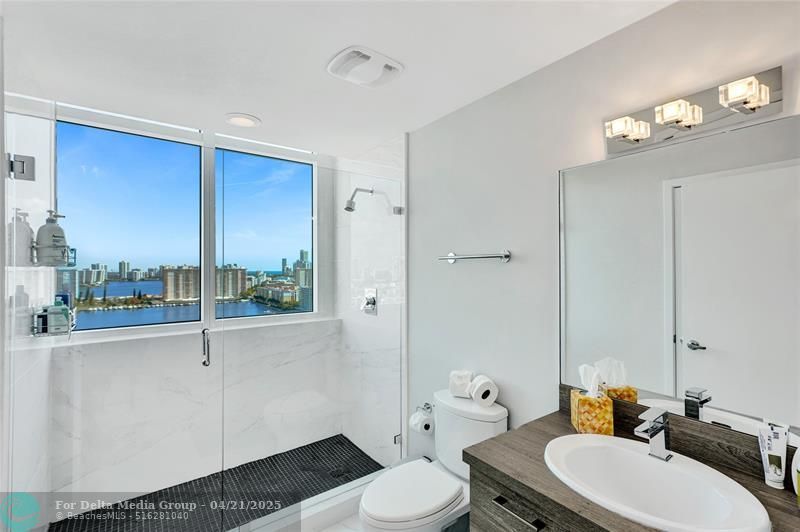 400 Sunny Isles Boulevard, Unit 2005, Sunny Isles Beach, FL 33160 Photo