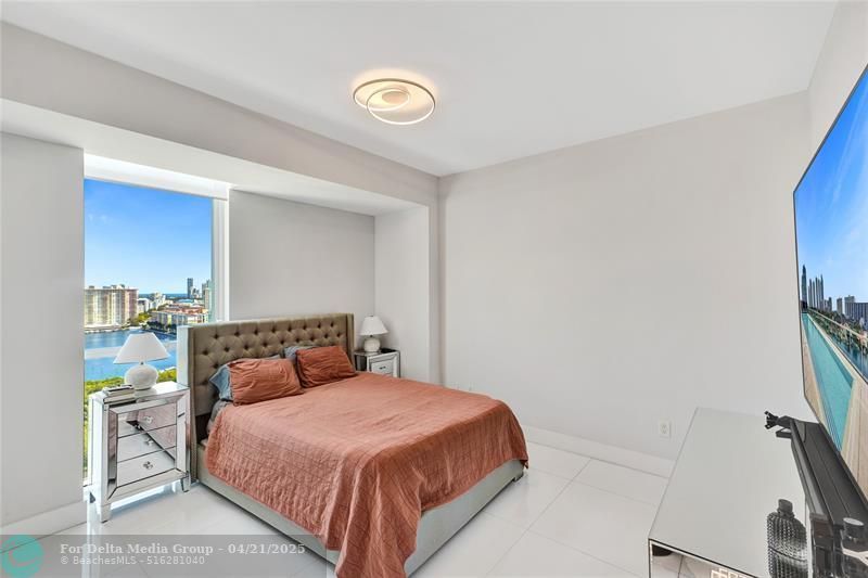 400 Sunny Isles Boulevard, Unit 2005, Sunny Isles Beach, FL 33160 Photo