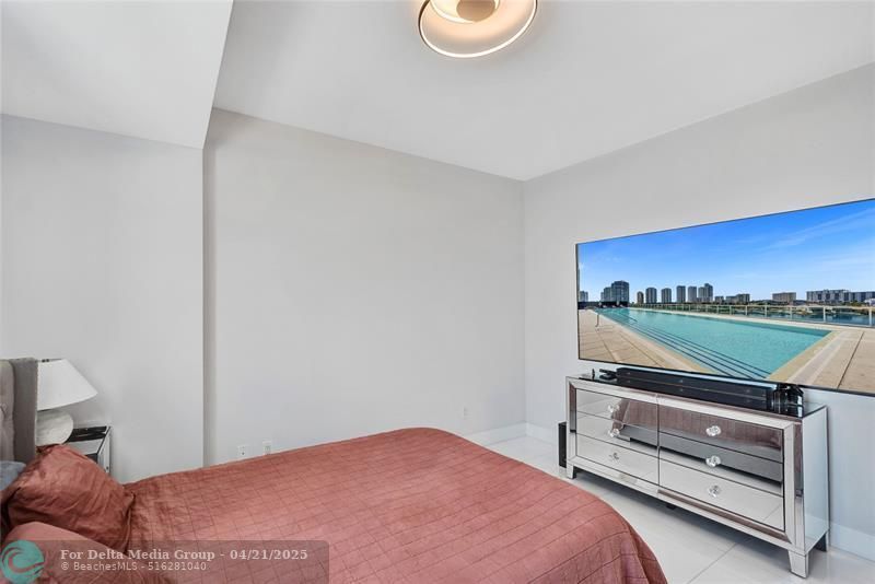 400 Sunny Isles Boulevard, Unit 2005, Sunny Isles Beach, FL 33160 Photo