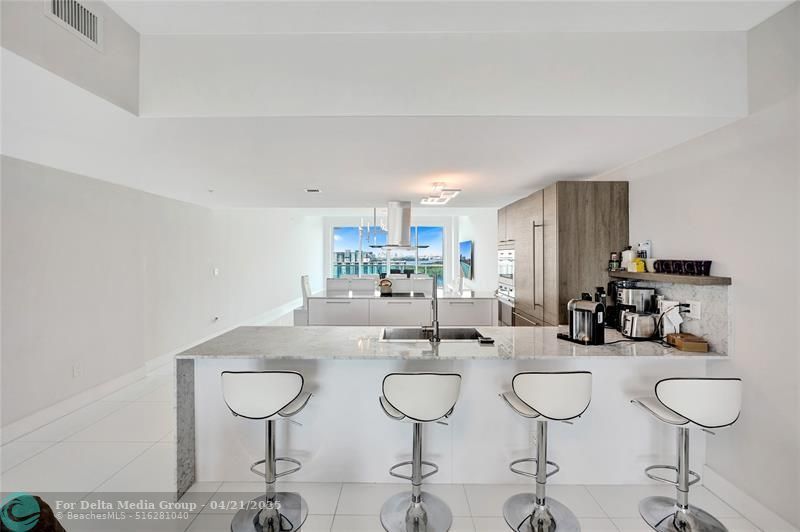 400 Sunny Isles Boulevard, Unit 2005, Sunny Isles Beach, FL 33160 Photo