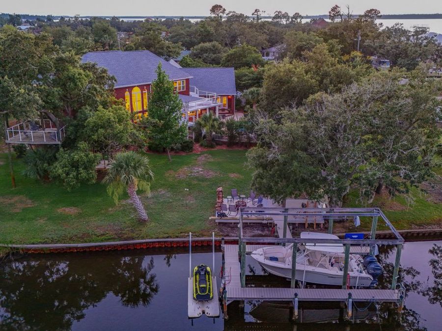 Property Image 136