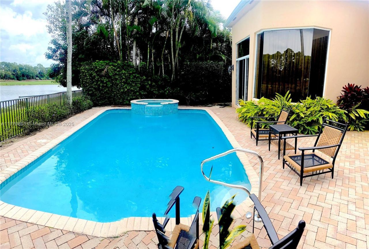 111 Via Verde Way, Palm Beach Gardens, FL 33418 Photo