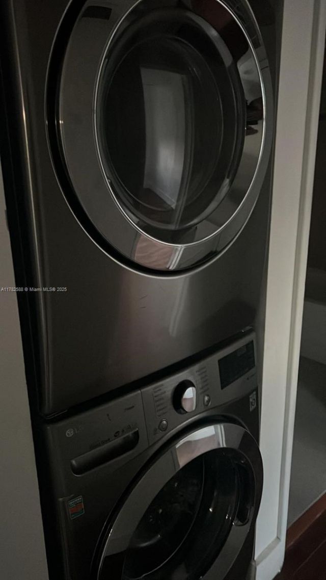 7025 Rue Granville, Unit 3, Miami Beach, FL 33141 Photo