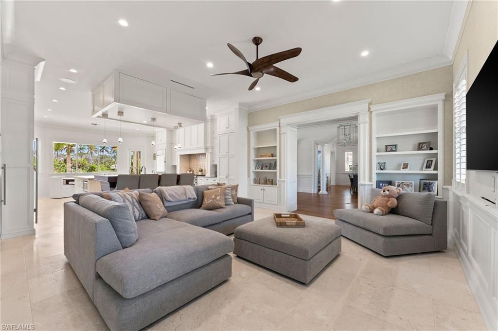 2325 Lantern Ln, Naples, FL 34102 Photo